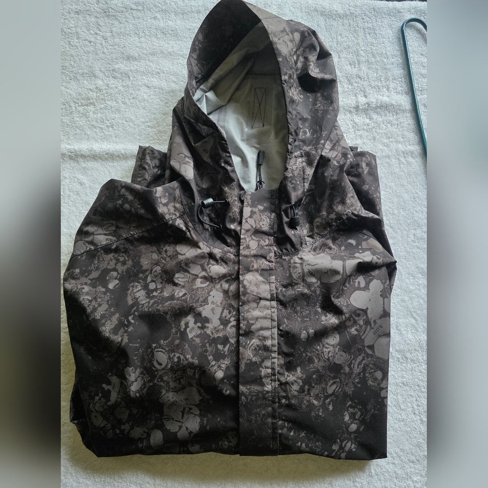 5.11 Men's XL Lightweight Windbreaker/Rain Jkt. Full Zip, Hood, Veil Camo